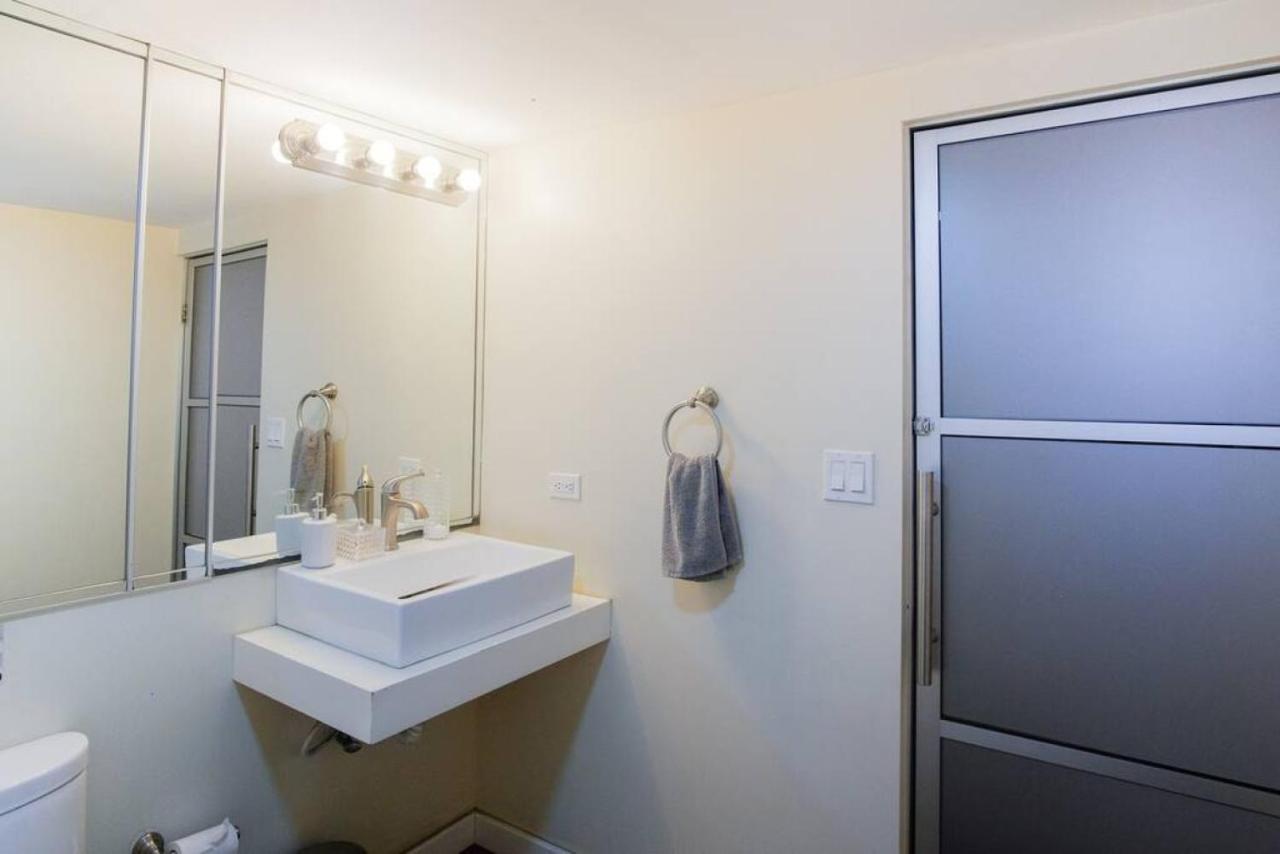 Apartament Casa San Miguel With Gated Parking At Casas Sanblu Ensenada Zewnętrze zdjęcie